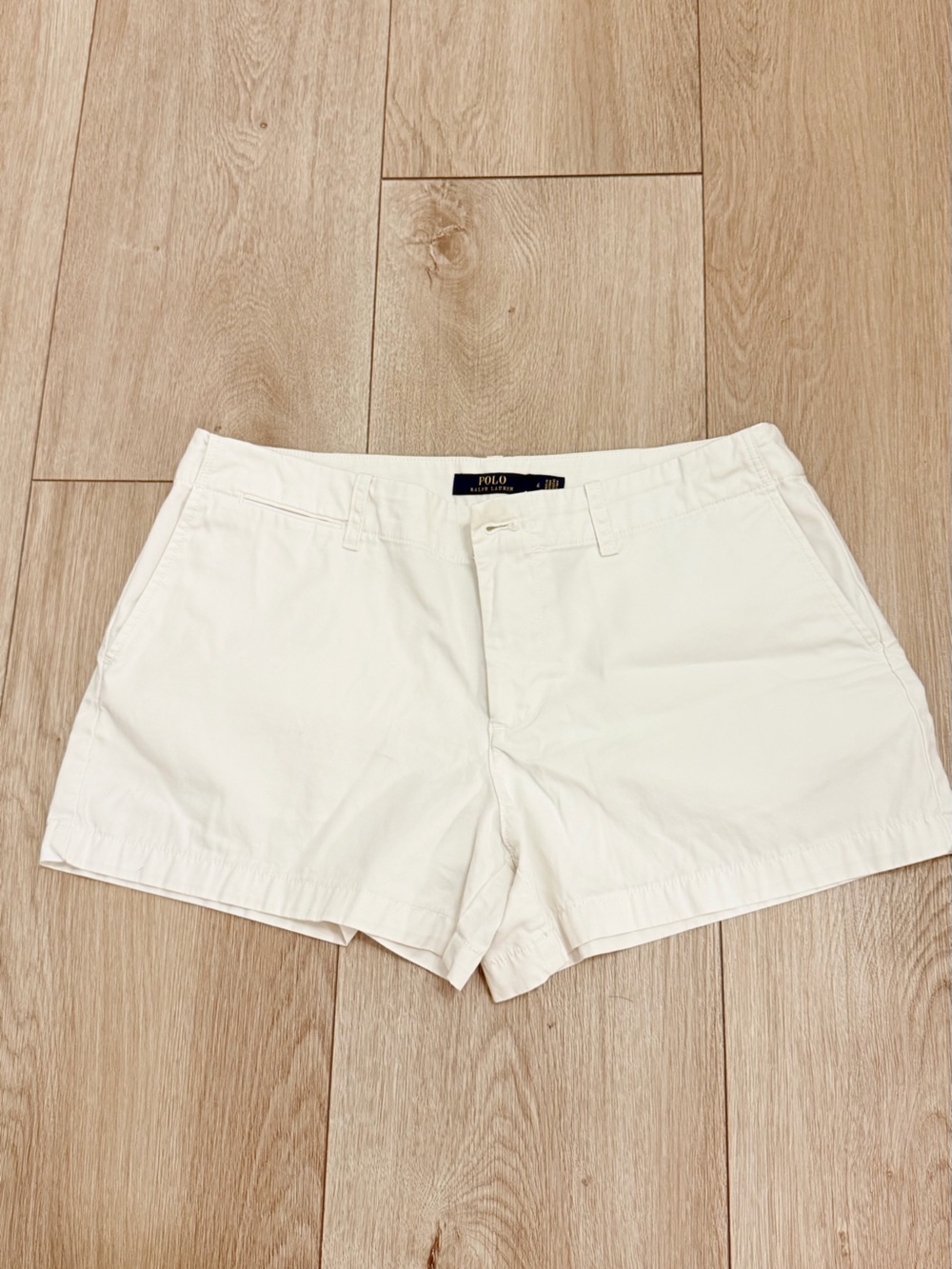 Ralph Lauren White Cotton Shorts with Navy Label